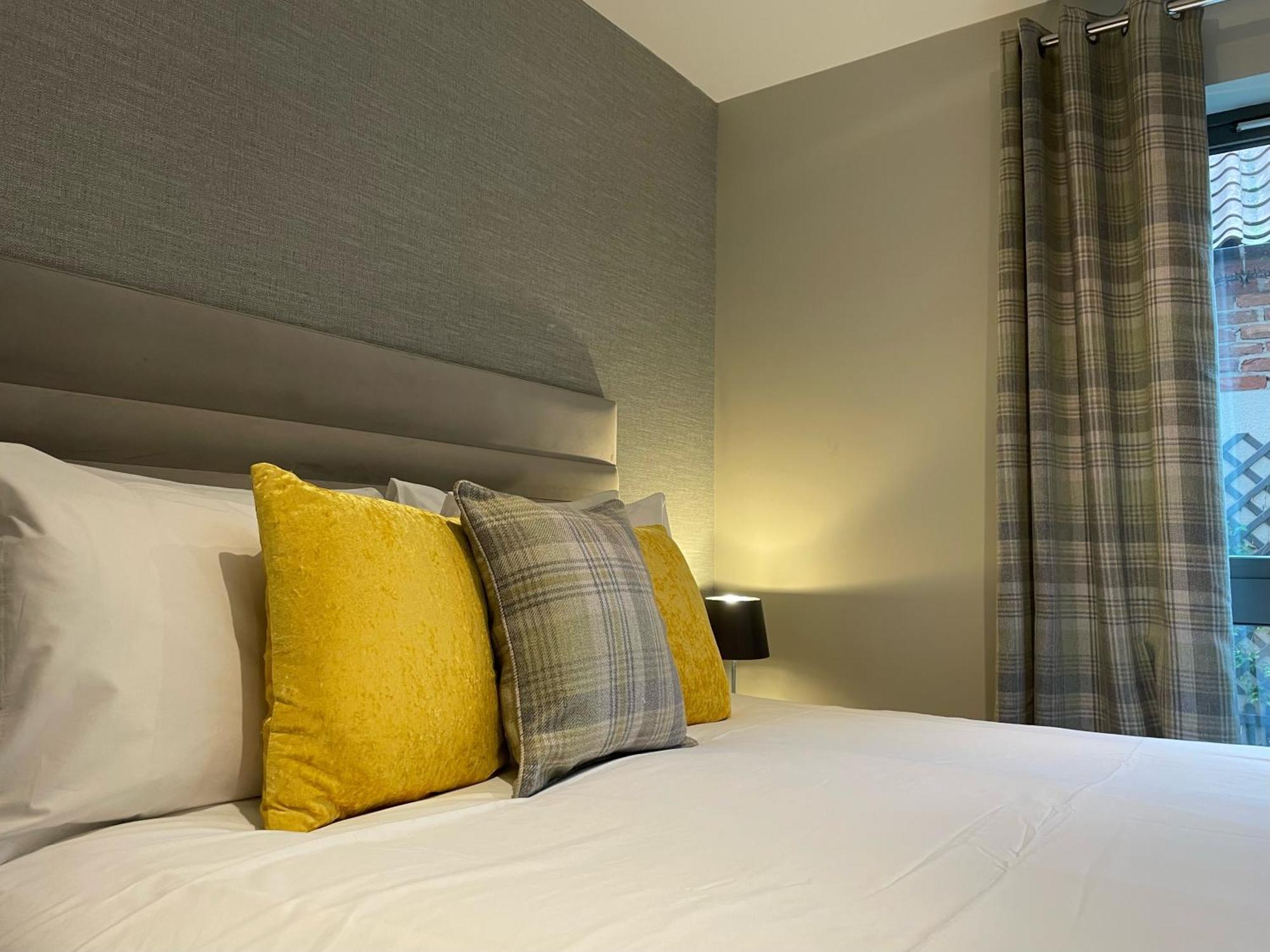 York Staycation With Free Parking מראה חיצוני תמונה